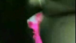 ದೊಡ್ಡ ಲೂಟಿಯೊಂದಿಗೆ ಸೌಸಿ ಬ್ರೆಜಿಲಿಯನ್ ಬೇಬ್ ಡೇನಿ ಡ್ಯುರಾನ್ ತಲೆ ನೀಡುತ್ತಾಳೆ